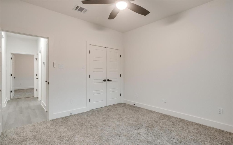 211 N 4th Street, Grandview, TX 76050, 3 Bedrooms Bedrooms, ,2 BathroomsBathrooms,Residential,For Sale,211 N 4th Street,20933472