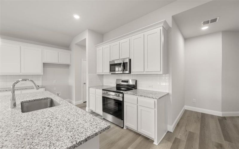 510 Reatta Drive, Justin, TX 76247, 4 Bedrooms Bedrooms, ,3 BathroomsBathrooms,Residential,For Sale,510 Reatta Drive,20924773