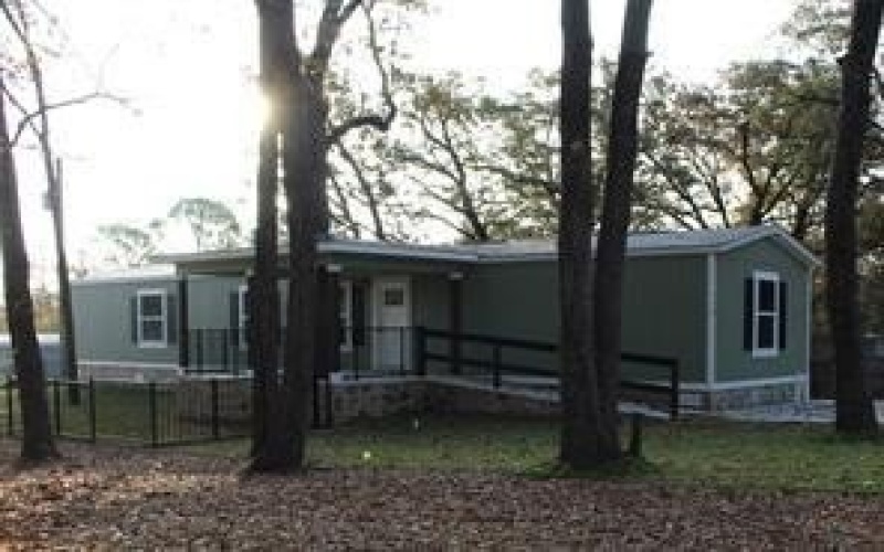 140 Southlake Drive, Mabank, TX 75156, 3 Bedrooms Bedrooms, ,2 BathroomsBathrooms,Residential,For Sale,140 Southlake Drive,20933644