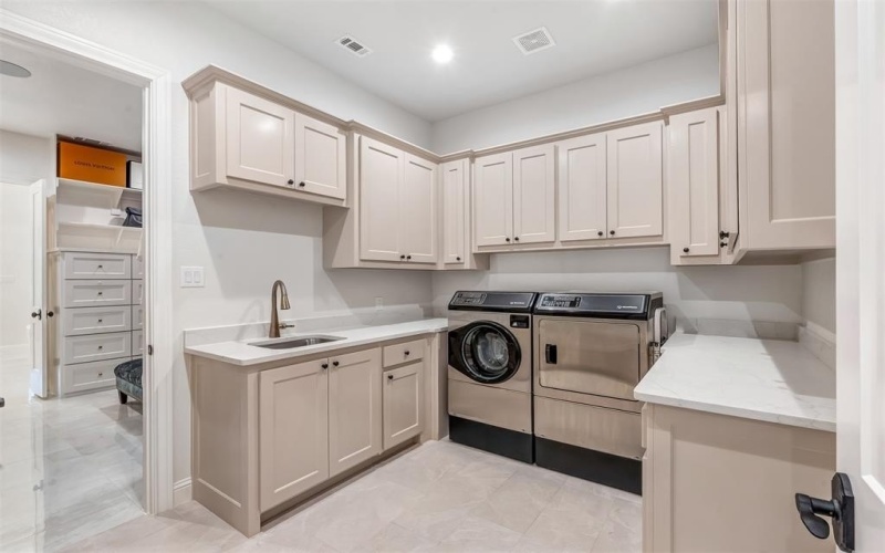 122 Hansma, Weatherford, TX 76087, 4 Bedrooms Bedrooms, ,3 BathroomsBathrooms,Residential,For Sale,122 Hansma,20924965