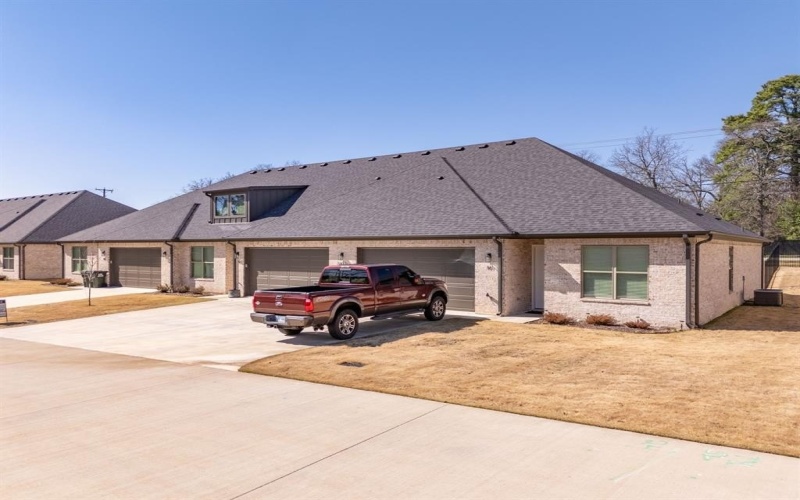 14151 County Road 192, Tyler, TX 75703, 20 Bedrooms Bedrooms, ,15 BathroomsBathrooms,Residential Multi Family,For Sale,14151 County Road 192,20933721