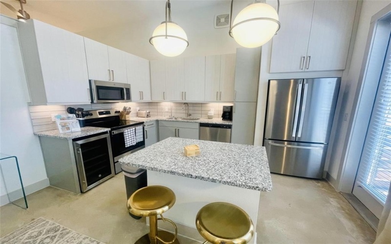 13701 Montfort Drive #1302, Dallas, TX 75240, 1 Bedroom Bedrooms, ,1 BathroomBathrooms,Residential Lease,For Rent,13701 Montfort Drive,20933801