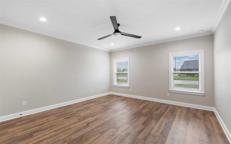 10221 Creekside Lane, Waco, TX 76712, 5 Bedrooms Bedrooms, ,3 BathroomsBathrooms,Residential,For Sale,10221 Creekside Lane,20923209