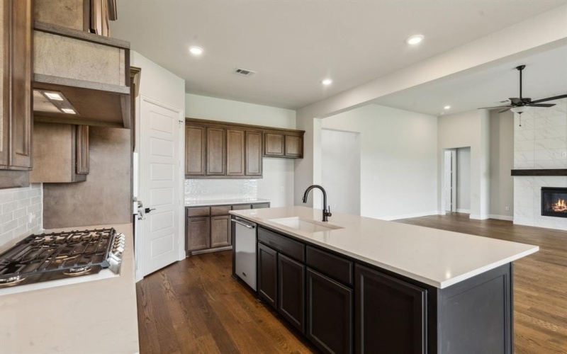 476 Baile Drive, Sunnyvale, TX 75182, 4 Bedrooms Bedrooms, ,5 BathroomsBathrooms,Residential,For Sale,476 Baile Drive,20933948