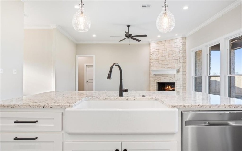10217 Castleberry Lane, Waco, TX 76712, 4 Bedrooms Bedrooms, ,3 BathroomsBathrooms,Residential,For Sale,10217 Castleberry Lane,20924607