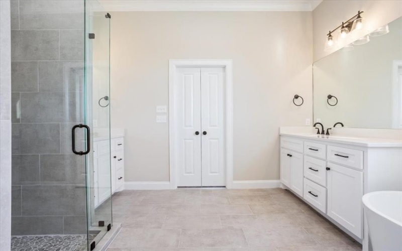 10217 Castleberry Lane, Waco, TX 76712, 4 Bedrooms Bedrooms, ,3 BathroomsBathrooms,Residential,For Sale,10217 Castleberry Lane,20924607