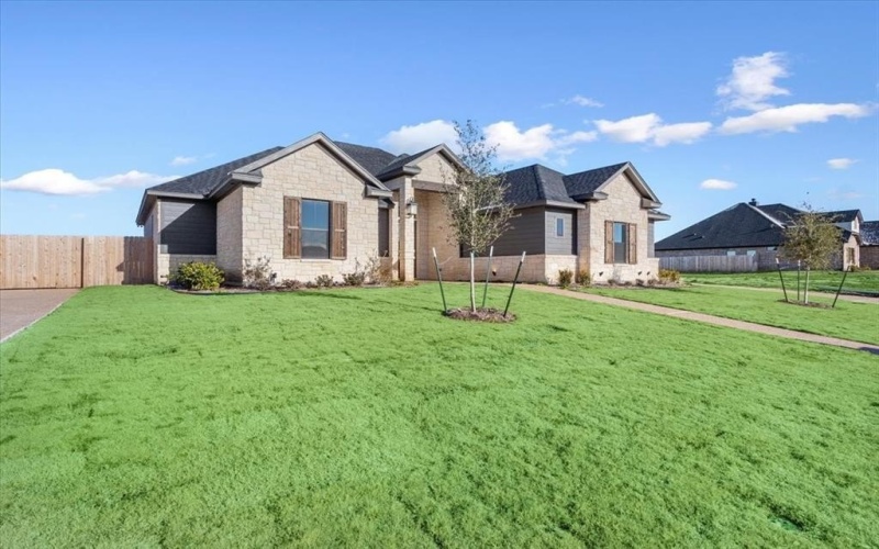 10217 Castleberry Lane, Waco, TX 76712, 4 Bedrooms Bedrooms, ,3 BathroomsBathrooms,Residential,For Sale,10217 Castleberry Lane,20924607