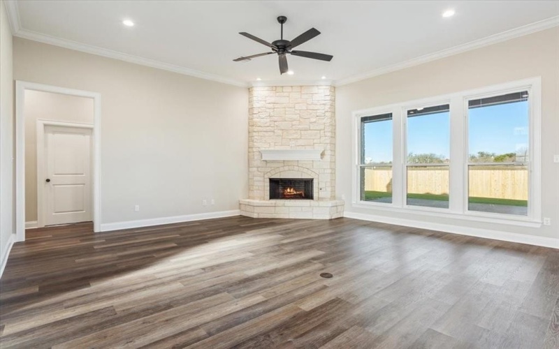 10217 Castleberry Lane, Waco, TX 76712, 4 Bedrooms Bedrooms, ,3 BathroomsBathrooms,Residential,For Sale,10217 Castleberry Lane,20924607