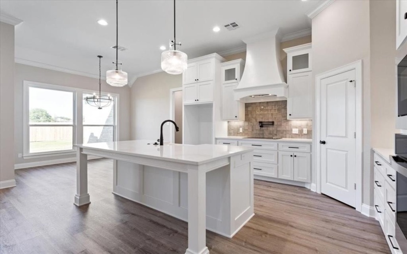 10201 Castleberry Lane, Waco, TX 76712, 4 Bedrooms Bedrooms, ,3 BathroomsBathrooms,Residential,For Sale,10201 Castleberry Lane,20926703