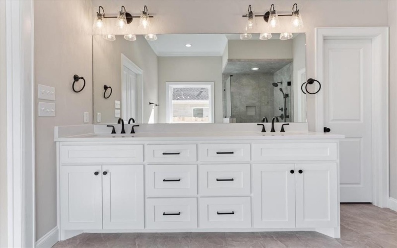 10201 Castleberry Lane, Waco, TX 76712, 4 Bedrooms Bedrooms, ,3 BathroomsBathrooms,Residential,For Sale,10201 Castleberry Lane,20926703
