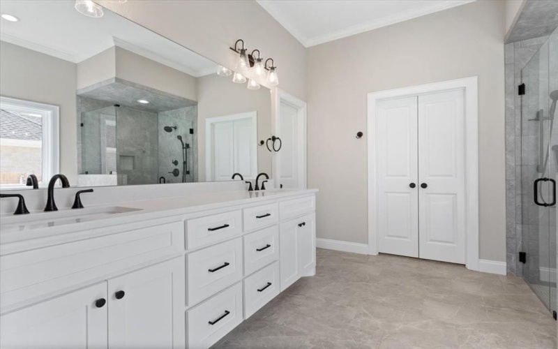 10201 Castleberry Lane, Waco, TX 76712, 4 Bedrooms Bedrooms, ,3 BathroomsBathrooms,Residential,For Sale,10201 Castleberry Lane,20926703