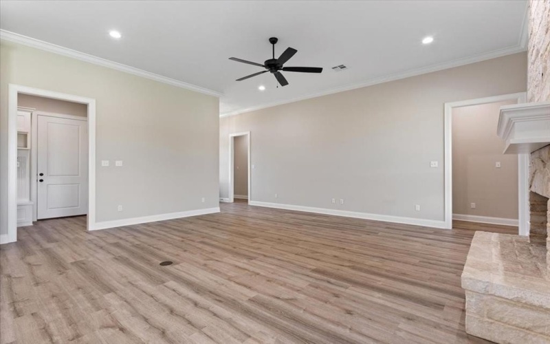 10201 Castleberry Lane, Waco, TX 76712, 4 Bedrooms Bedrooms, ,3 BathroomsBathrooms,Residential,For Sale,10201 Castleberry Lane,20926703