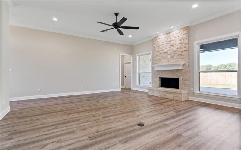 10201 Castleberry Lane, Waco, TX 76712, 4 Bedrooms Bedrooms, ,3 BathroomsBathrooms,Residential,For Sale,10201 Castleberry Lane,20926703