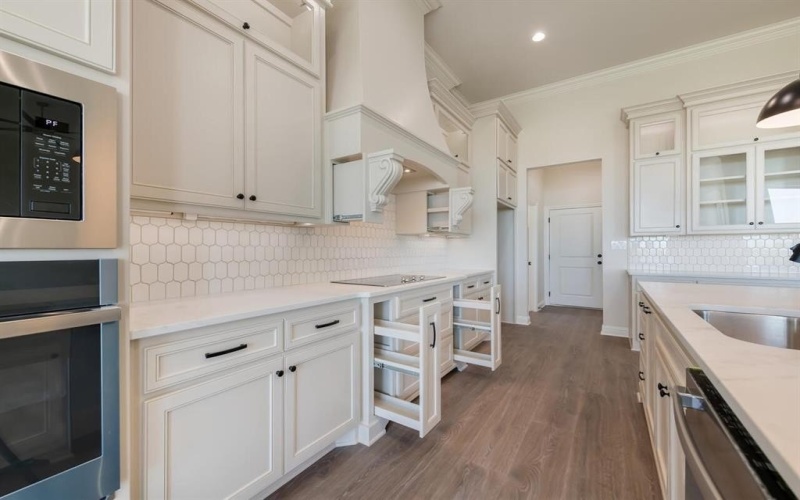 1916 Angelus, Waco, TX 76712, 4 Bedrooms Bedrooms, ,3 BathroomsBathrooms,Residential,For Sale,1916 Angelus,20927021