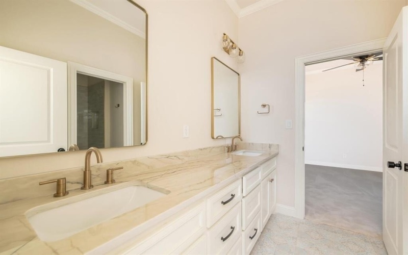 1916 Angelus, Waco, TX 76712, 4 Bedrooms Bedrooms, ,3 BathroomsBathrooms,Residential,For Sale,1916 Angelus,20927021