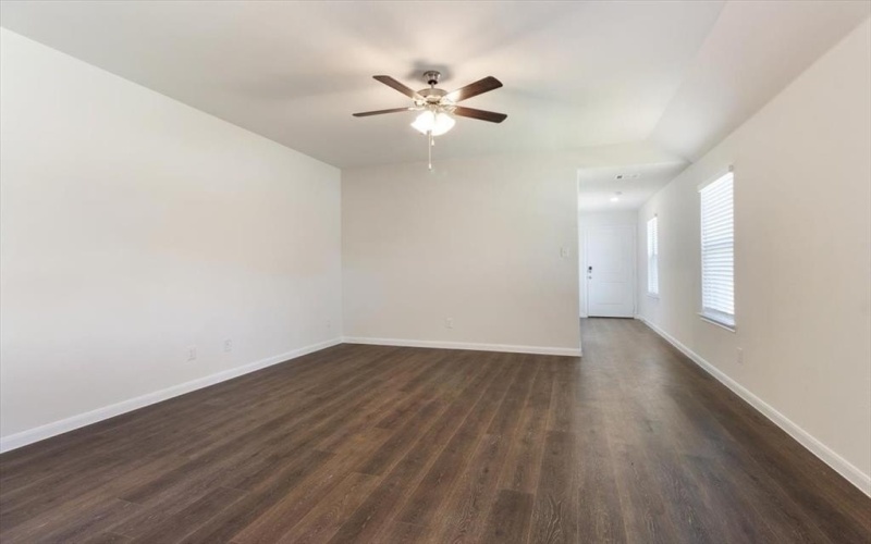 3901 Oak Creek Circle, Denison, TX 75020, 3 Habitaciones Habitaciones , ,2 BañosBaños,Residential Lease,En Alquiler,3901 Oak Creek Circle,20934030
