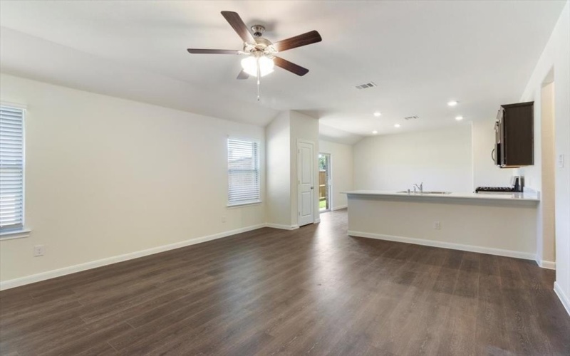 3901 Oak Creek Circle, Denison, TX 75020, 3 Habitaciones Habitaciones , ,2 BañosBaños,Residential Lease,En Alquiler,3901 Oak Creek Circle,20934030