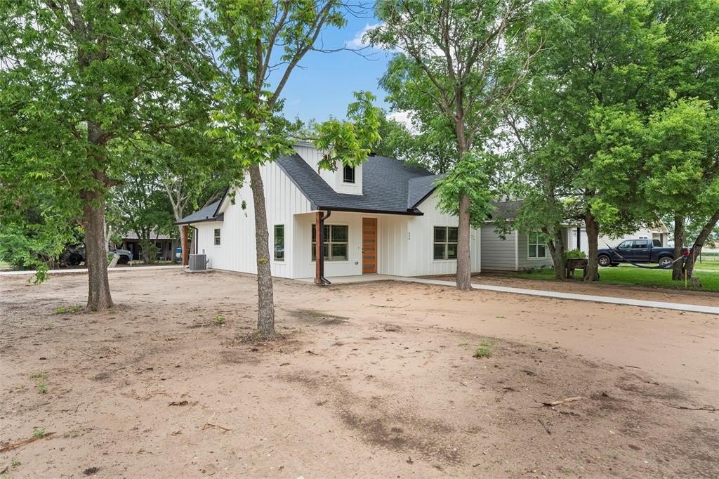600 Arthur Street, McGregor, TX 76657, 3 Bedrooms Bedrooms, ,2 BathroomsBathrooms,Residential,For Sale,600 Arthur Street,20932223