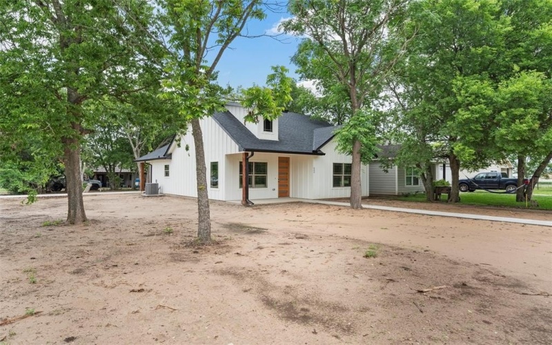 600 Arthur Street, McGregor, TX 76657, 3 Bedrooms Bedrooms, ,2 BathroomsBathrooms,Residential,For Sale,600 Arthur Street,20932223