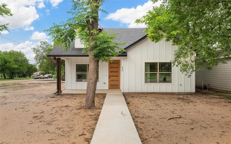 600 Arthur Street, McGregor, TX 76657, 3 Bedrooms Bedrooms, ,2 BathroomsBathrooms,Residential,For Sale,600 Arthur Street,20932223