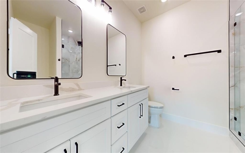 4439 Fatima Drive, Irving, TX 75062, 4 Bedrooms Bedrooms, ,3 BathroomsBathrooms,Residential,For Sale,4439 Fatima Drive,20934321