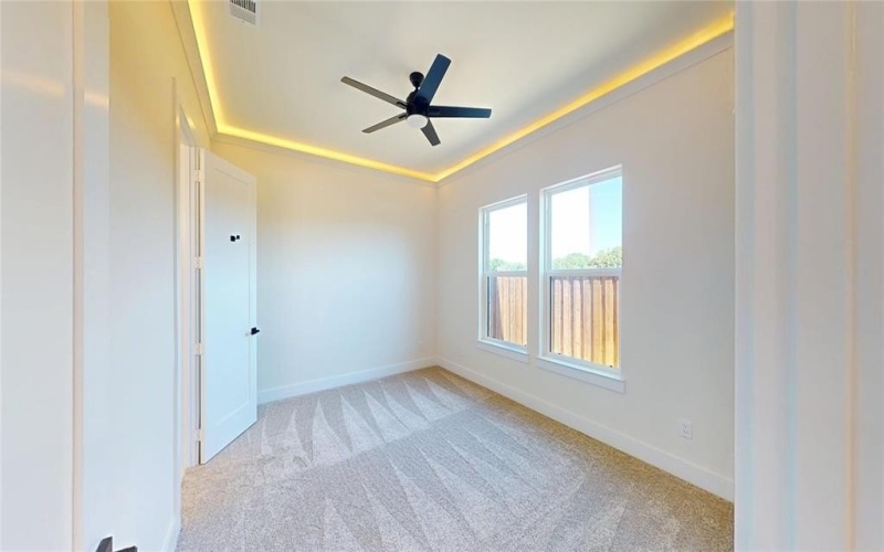 4439 Fatima Drive, Irving, TX 75062, 4 Bedrooms Bedrooms, ,3 BathroomsBathrooms,Residential,For Sale,4439 Fatima Drive,20934321