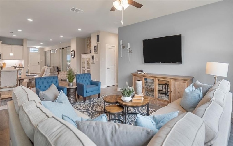 529 PICKETT CREEK Drive, Fort Worth, TX 76008, 4 Habitaciones Habitaciones , ,2 BañosBaños,Residential,En Venta,529 PICKETT CREEK Drive,20923767