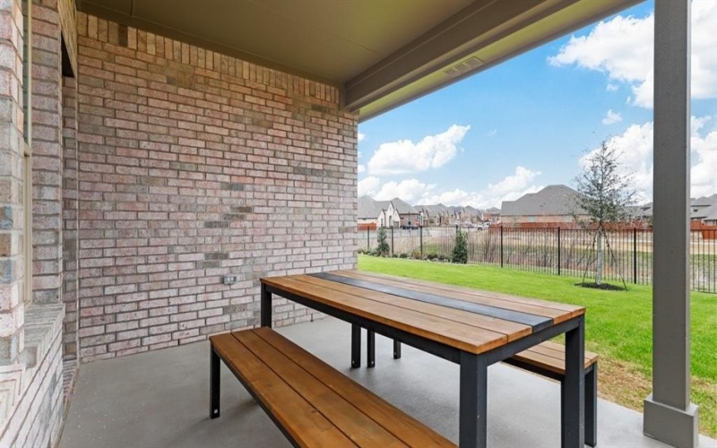15140 GREEN BLUFF Drive, Fort Worth, TX 76008, 4 Bedrooms Bedrooms, ,2 BathroomsBathrooms,Residential,For Sale,15140 GREEN BLUFF Drive,20922204