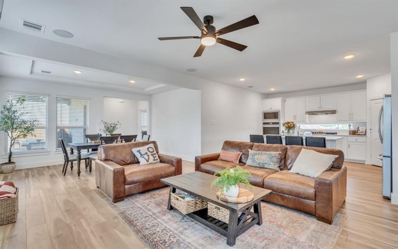 601 Wilderness Point Lane, Anna, TX 75409, 4 Bedrooms Bedrooms, ,3 BathroomsBathrooms,Residential,For Sale,601 Wilderness Point Lane,20933252