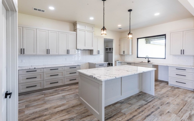 212 Private Rd 302C, Seminole, TX 79360, 3 Bedrooms Bedrooms, ,2 BathroomsBathrooms,Residential,For Sale,212 Private Rd 302C,159969