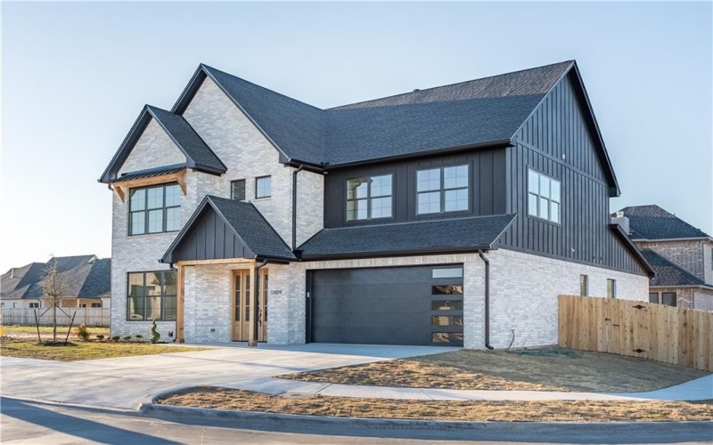 13019 Rainier Drive, Woodway, TX 76712, 5 Bedrooms Bedrooms, ,3 BathroomsBathrooms,Residential,For Sale,13019 Rainier Drive,218002