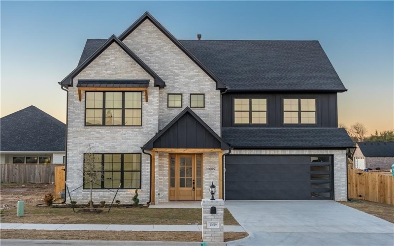 13019 Rainier Drive, Woodway, TX 76712, 5 Bedrooms Bedrooms, ,3 BathroomsBathrooms,Residential,For Sale,13019 Rainier Drive,218002