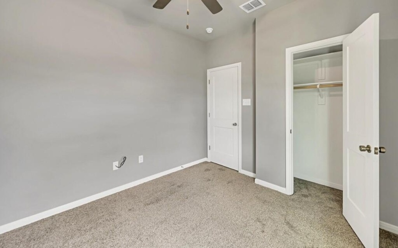 413 Travis Drive, McGregor, TX 76657, 4 Habitaciones Habitaciones , ,2 BañosBaños,Residential,En Venta,413 Travis Drive,220525