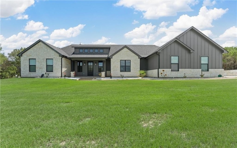 344 South Big Red Way, China Spring, TX 76633, 4 Habitaciones Habitaciones , ,3 BañosBaños,Residential,En Venta,344 South Big Red Way,224919