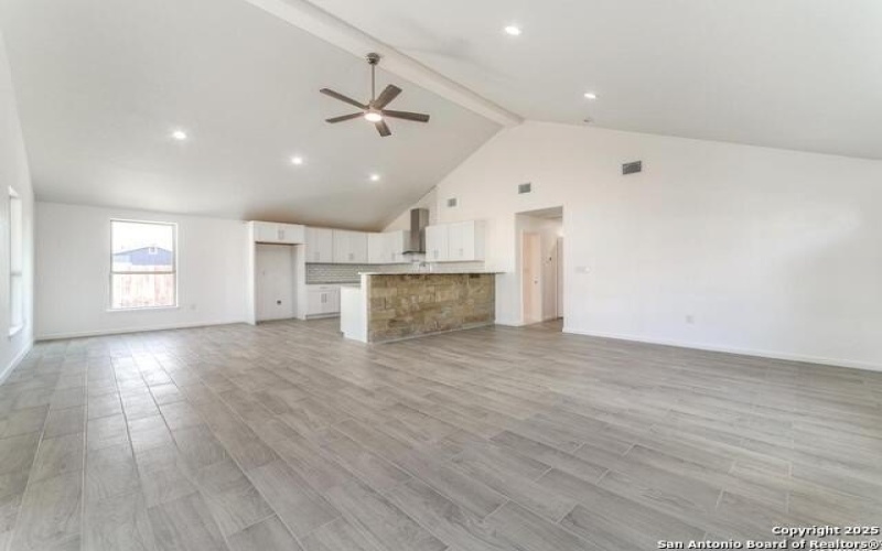 329 Cottage St, Kerrville, TX 78028, 3 Bedrooms Bedrooms, ,2 BathroomsBathrooms,Residential,For Sale,329 Cottage St,1840397