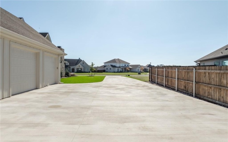 301 Champions Way, McGregor, TX 76657, 4 Bedrooms Bedrooms, ,5 BathroomsBathrooms,Residential,For Sale,301 Champions Way,226766