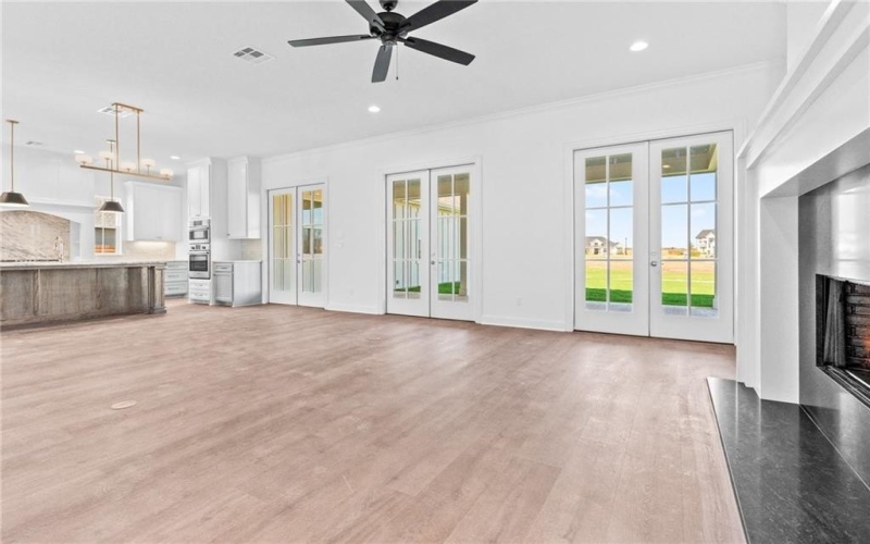 301 Champions Way, McGregor, TX 76657, 4 Bedrooms Bedrooms, ,5 BathroomsBathrooms,Residential,For Sale,301 Champions Way,226766
