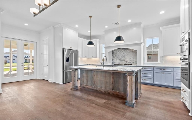301 Champions Way, McGregor, TX 76657, 4 Bedrooms Bedrooms, ,5 BathroomsBathrooms,Residential,For Sale,301 Champions Way,226766