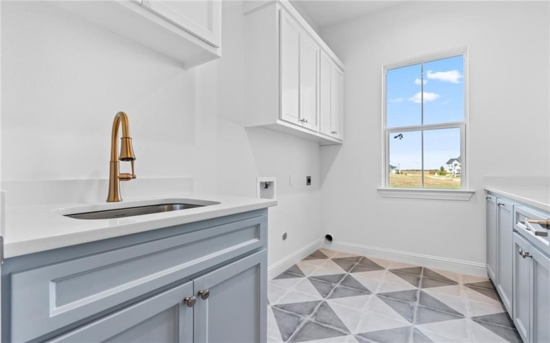 301 Champions Way, McGregor, TX 76657, 4 Bedrooms Bedrooms, ,5 BathroomsBathrooms,Residential,For Sale,301 Champions Way,226766