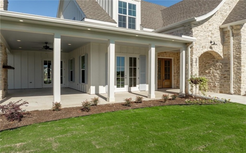 301 Champions Way, McGregor, TX 76657, 4 Bedrooms Bedrooms, ,5 BathroomsBathrooms,Residential,For Sale,301 Champions Way,226766