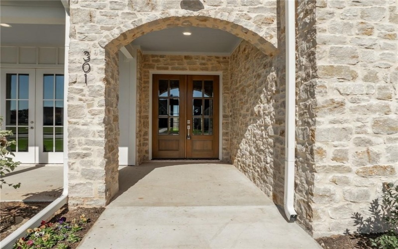 301 Champions Way, McGregor, TX 76657, 4 Bedrooms Bedrooms, ,5 BathroomsBathrooms,Residential,For Sale,301 Champions Way,226766