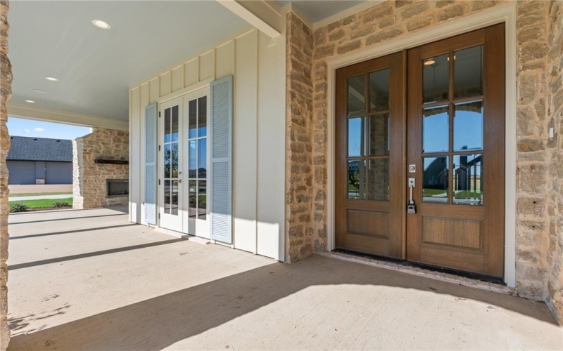 301 Champions Way, McGregor, TX 76657, 4 Bedrooms Bedrooms, ,5 BathroomsBathrooms,Residential,For Sale,301 Champions Way,226766