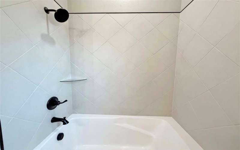 203 Lasso Loop, Lorena, TX 76655, 3 Habitaciones Habitaciones , ,2 BañosBaños,Residential,En Venta,203 Lasso Loop,227300