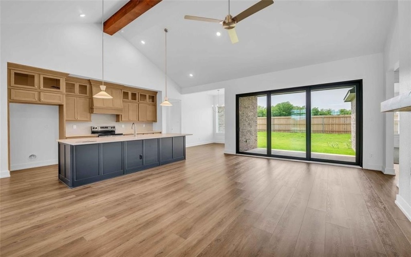 221 Lasso Loop, Lorena, TX 76655, 4 Habitaciones Habitaciones , ,3 BañosBaños,Residential,En Venta,221 Lasso Loop,227659