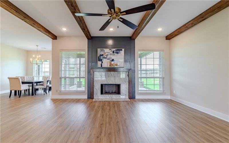1037 Queen Elizabeth Drive, McGregor, TX 76657, 3 Bedrooms Bedrooms, ,2 BathroomsBathrooms,Residential,For Sale,1037 Queen Elizabeth Drive,227725