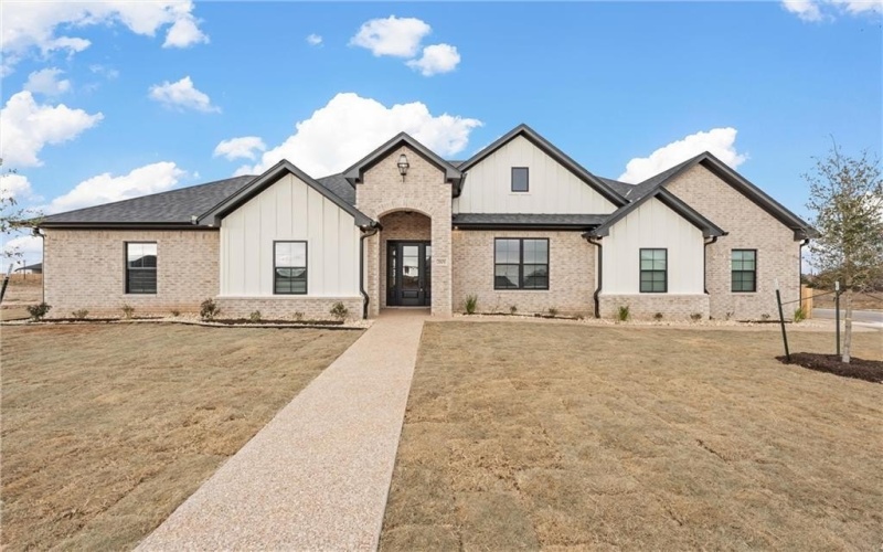 2101 Bankside Lane, Lorena, TX 76655, 4 Habitaciones Habitaciones , ,3 BañosBaños,Residential,En Venta,2101 Bankside Lane,227812