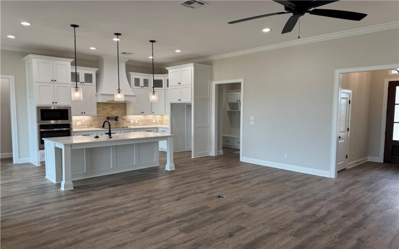 10113 Castleberry Lane, Waco, TX 76712, 4 Bedrooms Bedrooms, ,3 BathroomsBathrooms,Residential,For Sale,10113 Castleberry Lane,227887