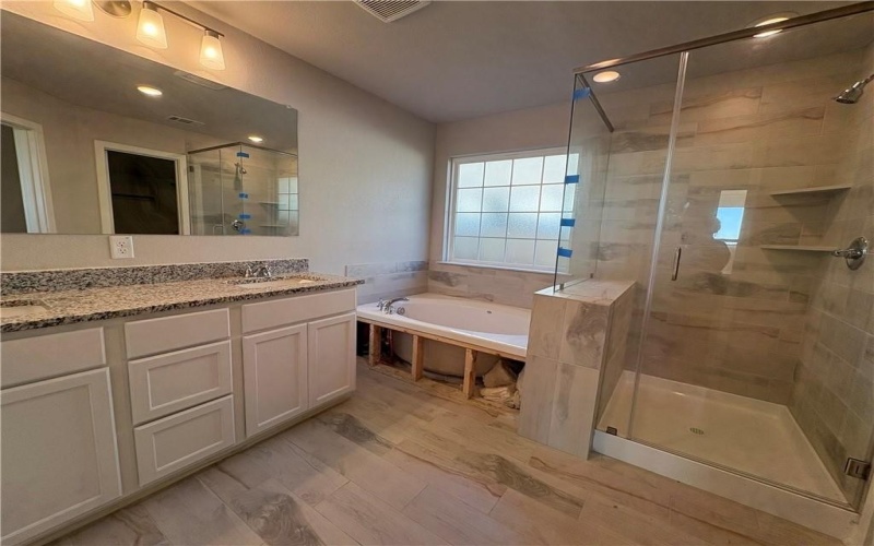 11324 Pallas Street, Lorena, TX 76655, 3 Bedrooms Bedrooms, ,2 BathroomsBathrooms,Residential,For Sale,11324 Pallas Street,227990