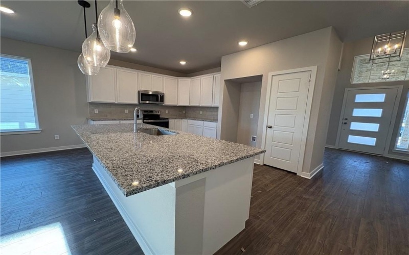 11324 Pallas Street, Lorena, TX 76655, 3 Bedrooms Bedrooms, ,2 BathroomsBathrooms,Residential,For Sale,11324 Pallas Street,227990