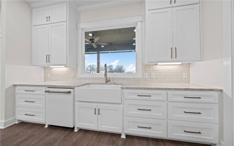 176 Southern Heights Drive, Lorena, TX 76655, 4 Habitaciones Habitaciones , ,5 BañosBaños,Residential,En Venta,176 Southern Heights Drive,228228